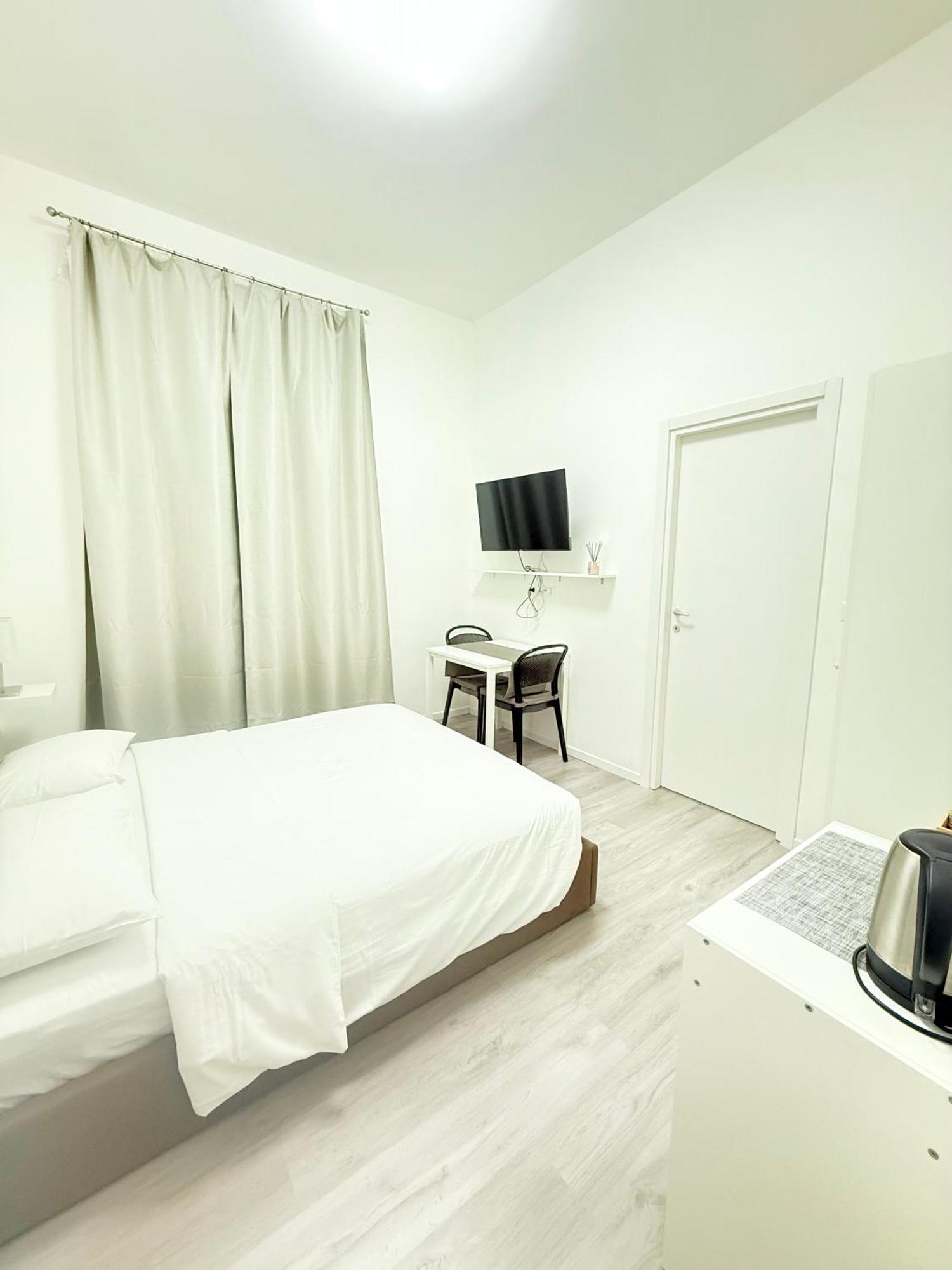 The House Of Brindisi Bed & Breakfast Rom